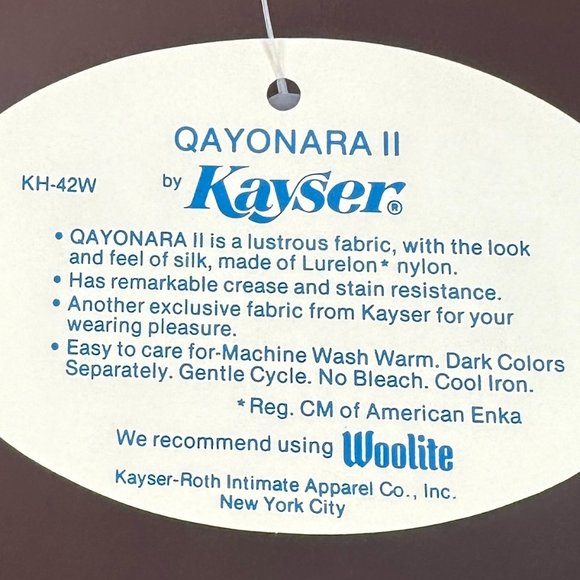 Qayonara II by Kayser Elegant White Floor Length LS Robe - Picture 13 of 16